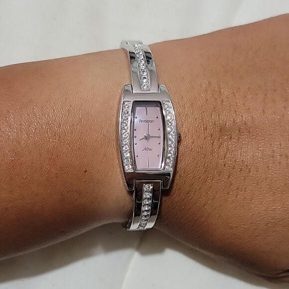 Armitron Now watch   - Picture 7 of 9